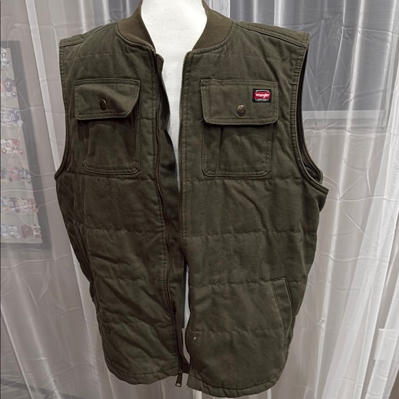 Wrangler Dark Green Quilted Vest - Picture 1 of 3